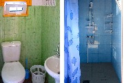 Туалет в домике «Эконом», душ рядом на территории